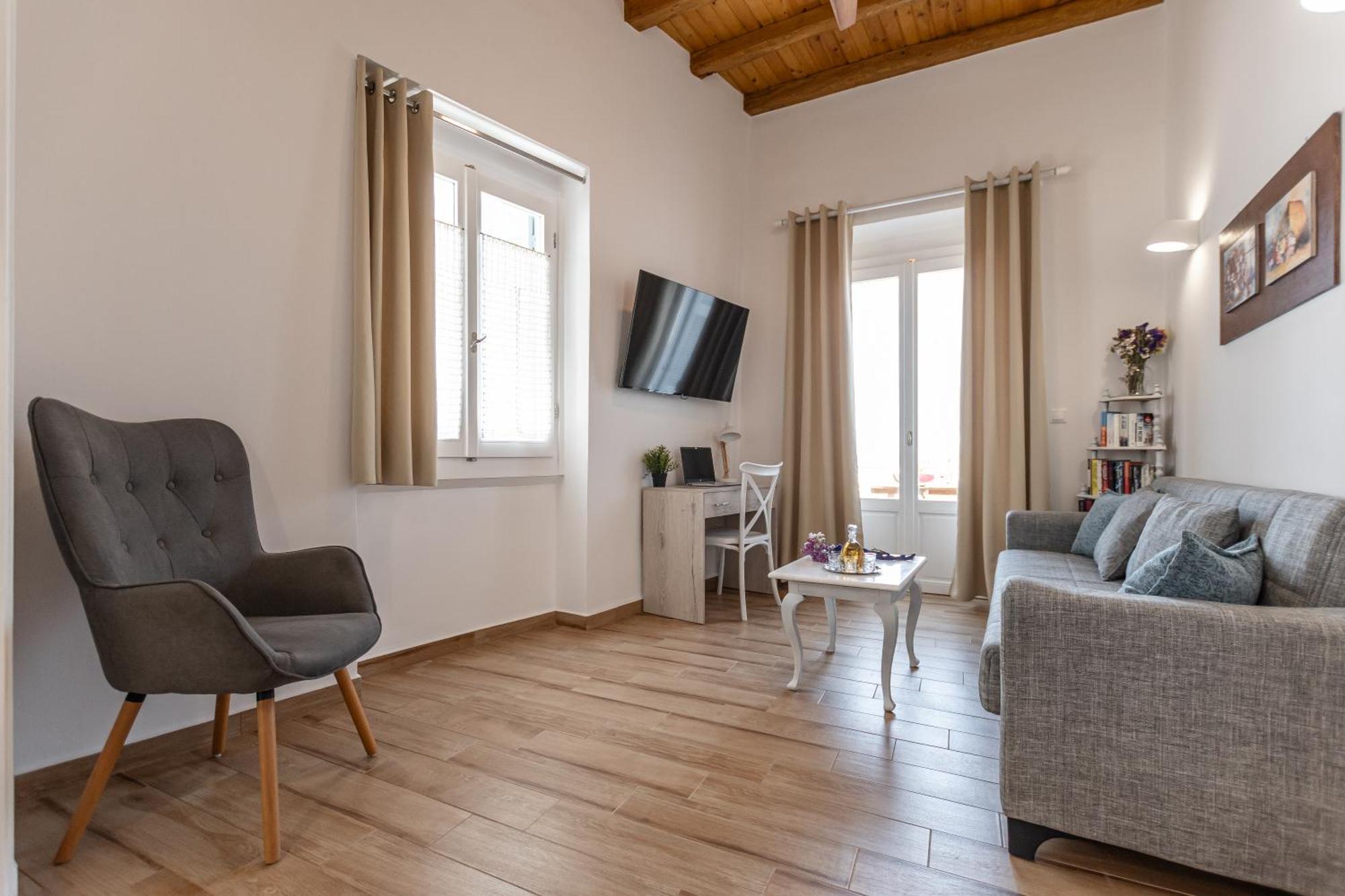Venetian Suites III Naxos City Экстерьер фото